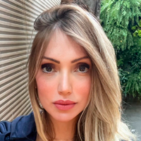 Fernanda Vital - Línea Dental Studio